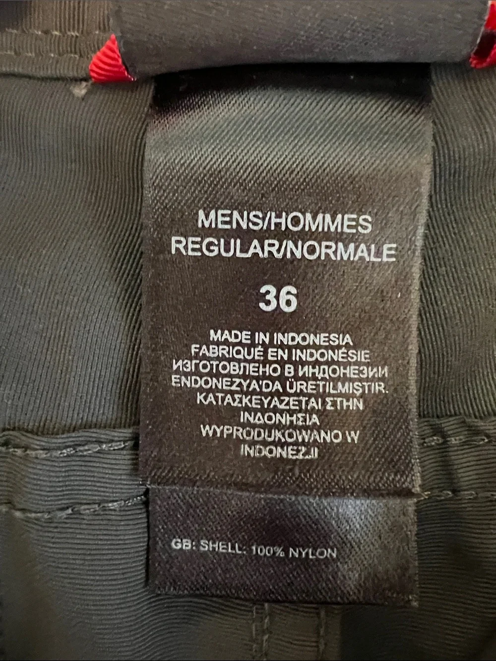 The North Face Men’s Gray Hybrid Shorts